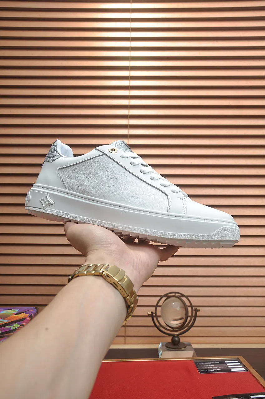 Men's shoes 💰540💶[LOUIS VUITTON] Original order price (water-dyed cowhide lining) new model 🍀LV Louis Vuitton * - top version of LV classic trendy shoes! Made of imported original cowhide, water-dyed cowhide lining, and original wear-resistant rubber outsole! High quality products! Code number 38-45 (45 is custom-made and cannot be returned or exchanged)